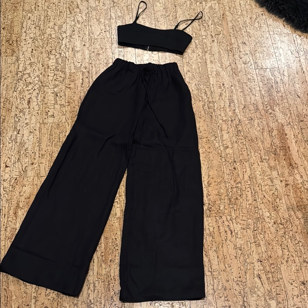 Women's Black Wide-Leg Pants